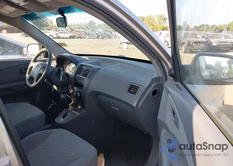 2005 Hyundai Tucson Gl from USA, damaged, VIN KM8JM12B45U093016